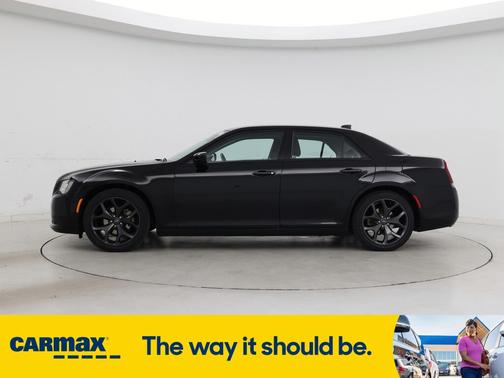 2021 Chrysler 300 Touring