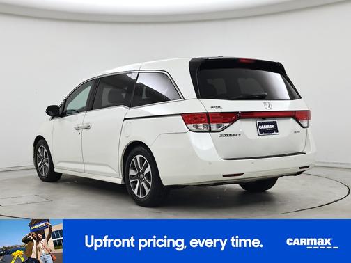 White 2017 Honda Odyssey Touring Elite
