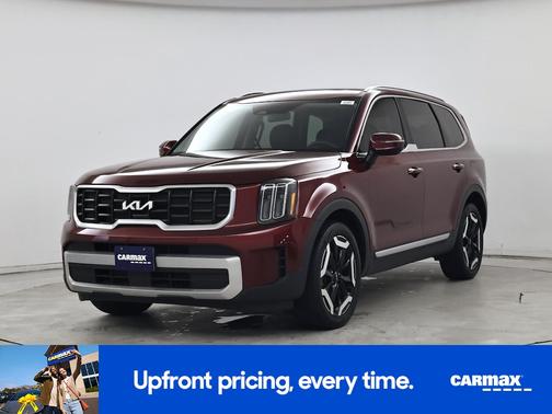 Red 2023 Kia Telluride S