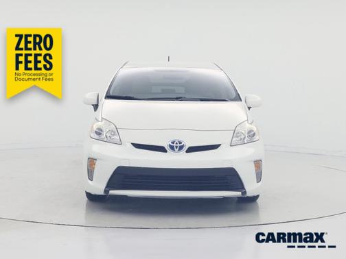 White 2015 Toyota Prius Two