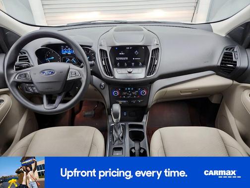 White 2019 Ford Escape SE