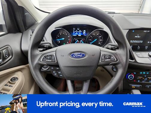 White 2019 Ford Escape SE