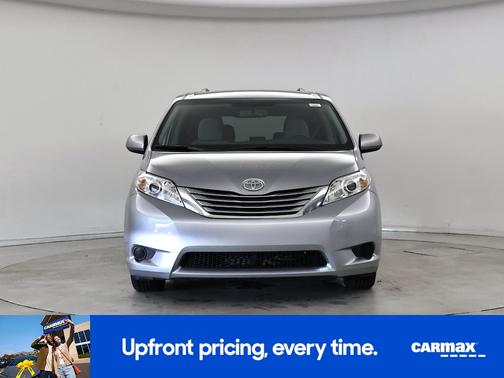 2017 Toyota Sienna LE