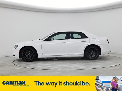 2019 Chrysler 300 Touring