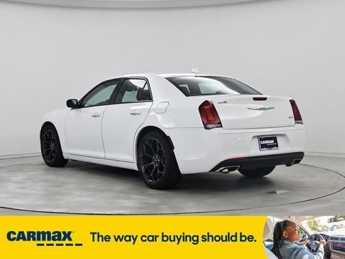 2019 Chrysler 300 Touring