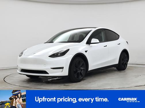White 2023 Tesla Model Y Long Range