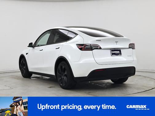White 2023 Tesla Model Y Long Range
