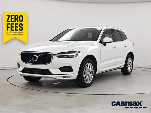 White 2021 Volvo XC60 T5 Momentum