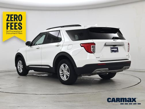 White 2022 Ford Explorer XLT