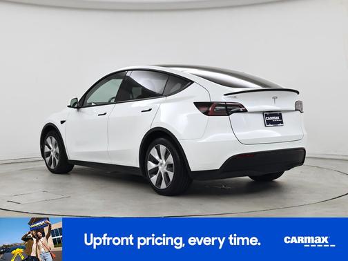 White 2024 Tesla Model Y