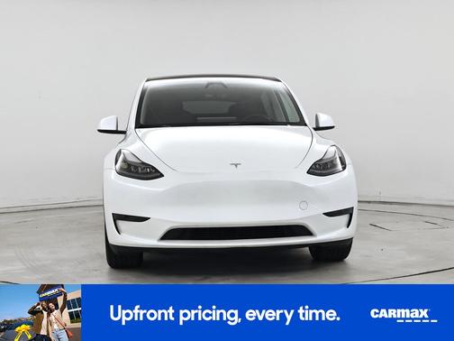 White 2024 Tesla Model Y