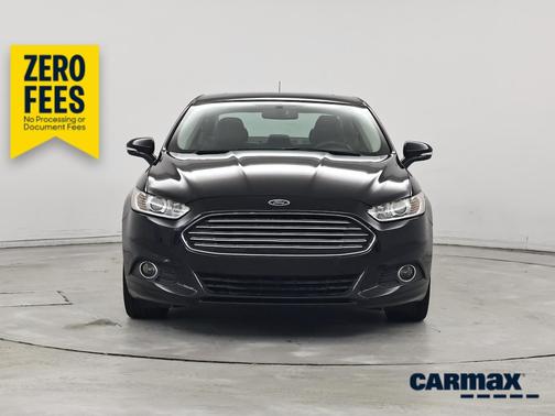 Gray 2014 Ford Fusion SE