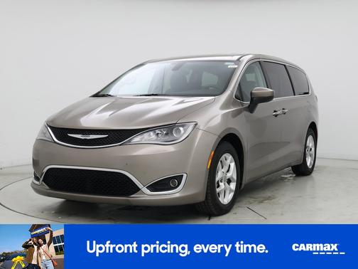 2017 Chrysler Pacifica Touring Plus