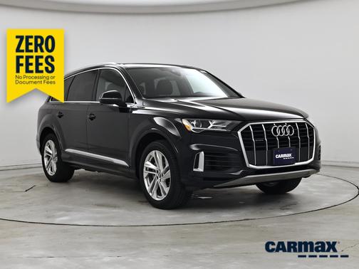 Black 2020 Audi Q7 Premium