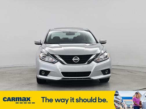 2016 Nissan Altima SV