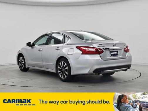 2016 Nissan Altima SV