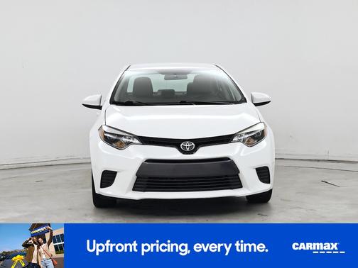 White 2015 Toyota Corolla LE