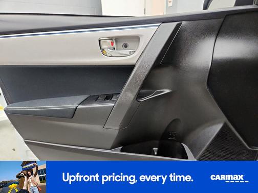 White 2015 Toyota Corolla LE