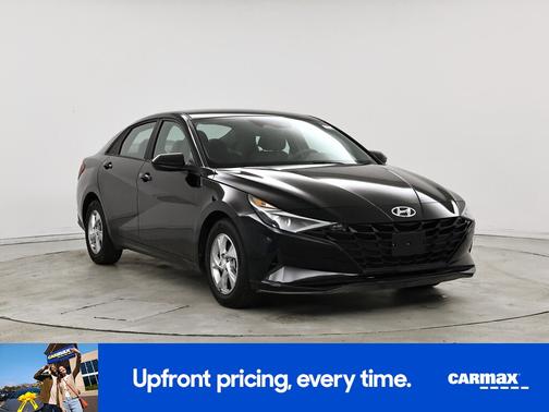 2023 Hyundai ELANTRA SE