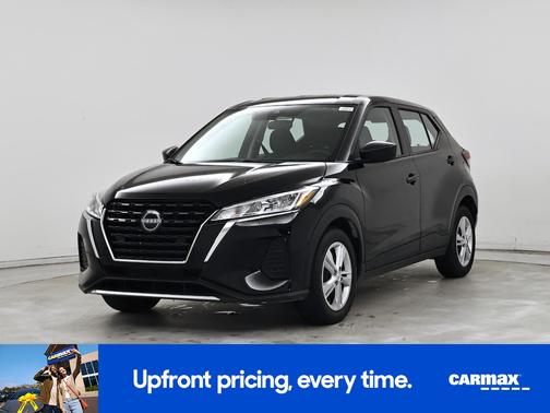 Black 2025 Nissan Kicks Play S