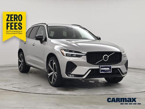 Silver 2023 Volvo XC60 B5 Ultimate Dark Theme