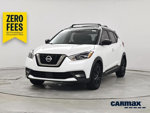 White 2020 Nissan Kicks SR