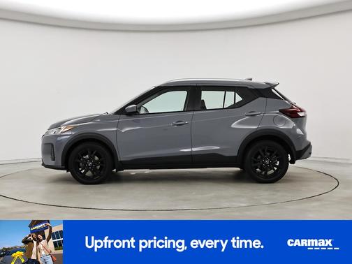 2022 Nissan Kicks SV