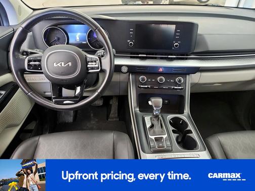2024 Kia Carnival LX Seat Package