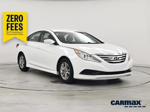 White 2014 Hyundai SONATA GLS