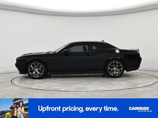 2016 Dodge Challenger SXT Plus