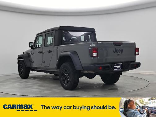 2022 Jeep Gladiator Sport