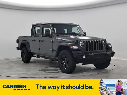 2022 Jeep Gladiator Sport
