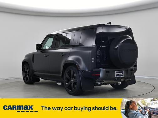 2024 Land Rover Defender 110 Carpathian Edition