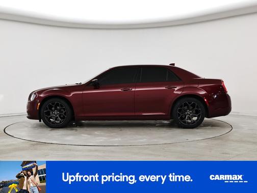2019 Chrysler 300 Touring