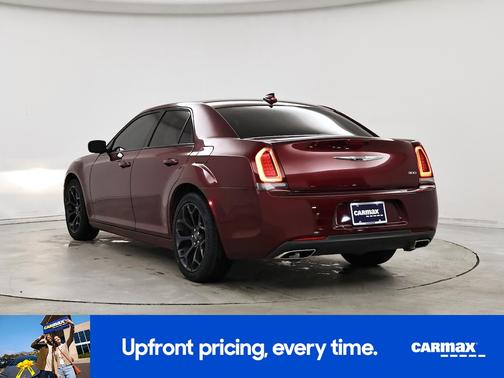 2019 Chrysler 300 Touring