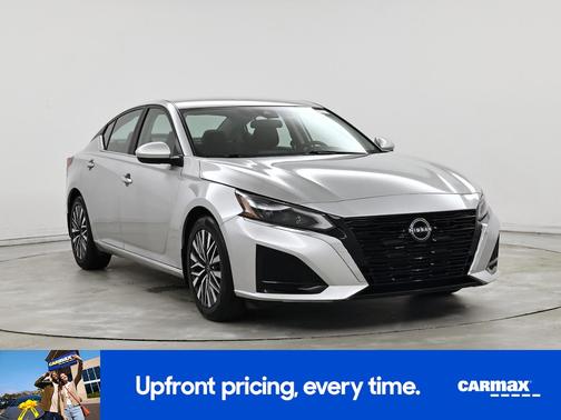 2023 Nissan Altima SV