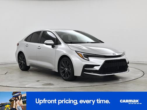 Silver 2023 Toyota Corolla SE