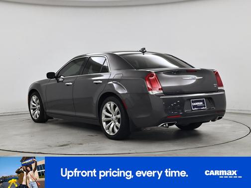Gray 2018 Chrysler 300 Limited