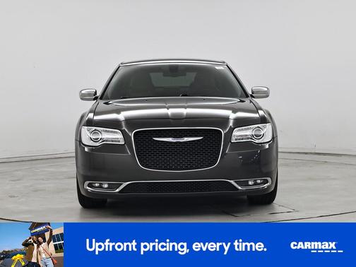 Gray 2018 Chrysler 300 Limited