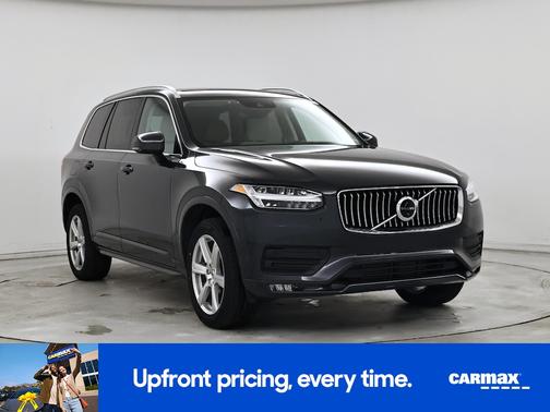 2022 Volvo XC90 T5 Momentum
