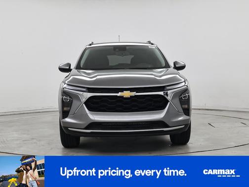 Gray 2025 Chevrolet Trax LT