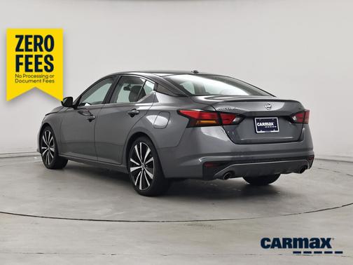 Gray 2019 Nissan Altima SR
