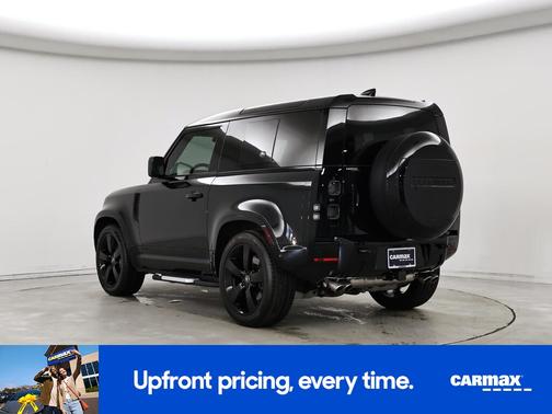 2024 Land Rover Defender 90 V8