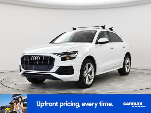 2022 Audi Q8 Premium Plus