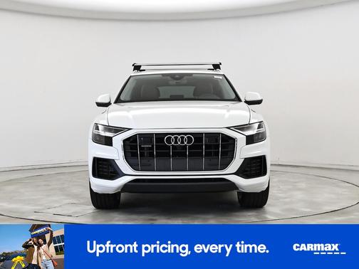 2022 Audi Q8 Premium Plus