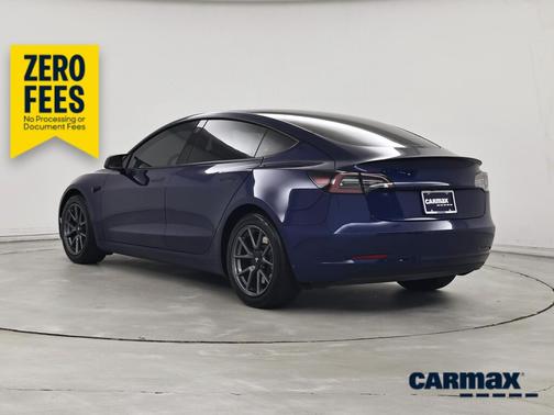 Blue 2022 Tesla Model 3