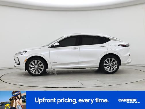 White 2024 Buick Envista Avenir