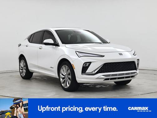 White 2024 Buick Envista Avenir