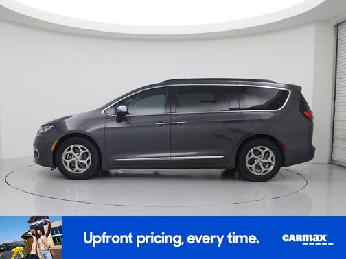 Gray 2023 Chrysler Pacifica Limited