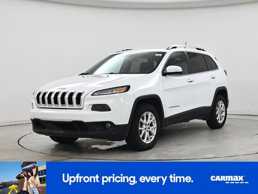 White 2018 Jeep Cherokee Latitude